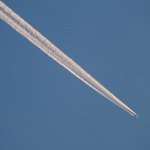 chemtrail-822000_1280.jpg