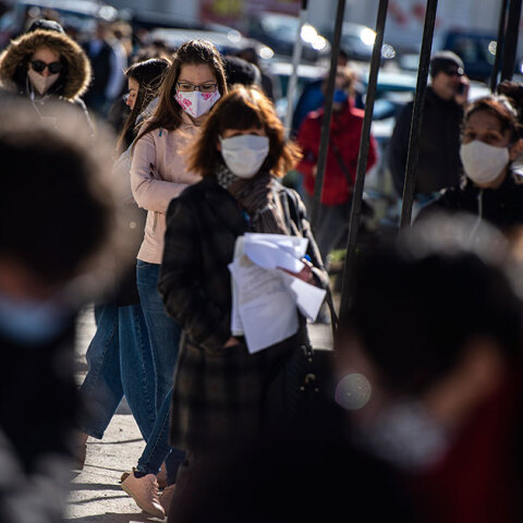 Κορωνοϊός στη Βουλγαρία: Υποχρεωτική η χρήση μάσκας από την Κυριακή των Βαΐων 12 Απριλίου 2020