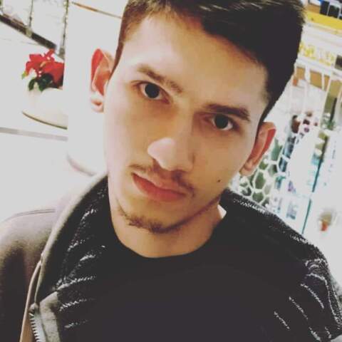 Ο Μάριος Ψαραδέλλης