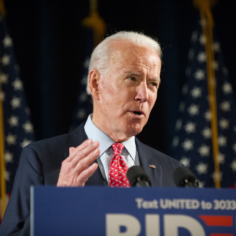 Ο Τζο Μπάιντεν απέναντι στον Ντόναλντ Τραμπ 