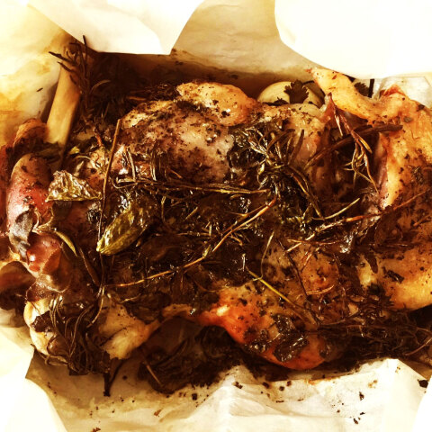 Ο Δημήτρης Ξανθούλης μένει σπίτι και μαγειρεύει