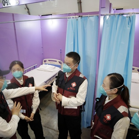 Γιατροί στην Κίνα