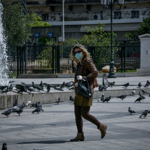 ΑΘΗΝΑ ΑΔΕΙΟΣ ΔΡΟΜΟΣ ΣΤΙΓΜΙΟΤΥΠΟ ΠΕΡΙΟΡΙΣΜΕΝΗ ΚΥΚΛΟΦΟΡΙΑ ΕΚΤΑΚΤΑ ΜΕΤΡΑ ΑΠΑΓΟΡΕΥΣΗ ΕΜΠΟΔΙΣΗ ΔΙΑΣΠΟΡΑ ΚΟΡΟΝΟΙΟΣ ΚΟΡΩΝΟΙΟΣ COVID19