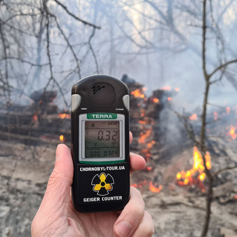 Ουκρανία: Στις φλόγες νέες δασικές εκτάσεις κοντά στο Τσερνόμπιλ