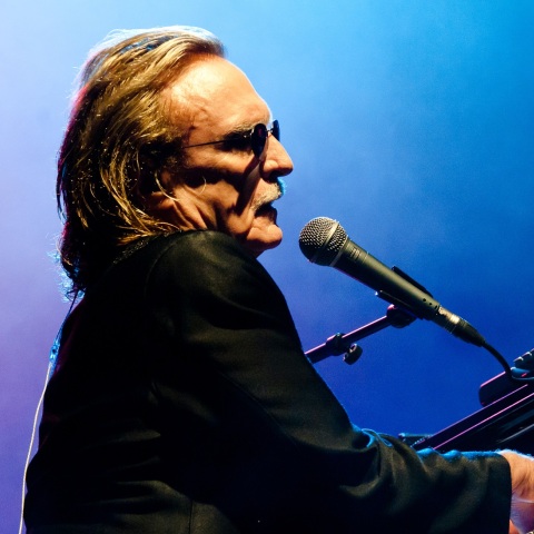 Πέθανε ο Γάλλος τραγουδιστής Κριστόφ