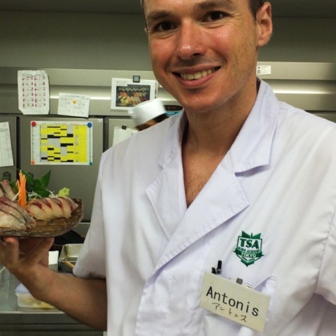 Αντώνης Δρακουλαράκος