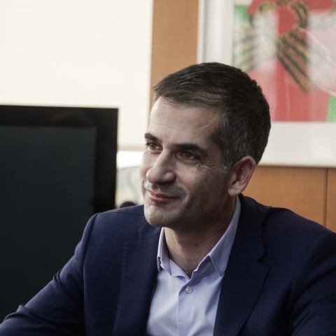 Η ανάρτηση του Κώστα Μπακογιάννη για την ημέρα, με βίντεο στο οποίο εμφανίζεται ο Μάριος Φραγκούλης 