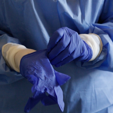 ΝΟΣΟΚΟΜΕΙΟ ΚΛΙΝΙΚΗ COVID19 ΚΟΡΟΝΟΙΟΣ ΚΟΡΩΝΟΙΟΣ ΠΑΝΔΗΜΙΑ ΠΡΟΕΤΟΙΜΑΣΙΑ ΝΟΣΗΛΕΥΤΗΣ ΝΟΣΗΛΕΥΤΕΣ ΜΑΣΚΑ ΓΑΝΤΙΑ