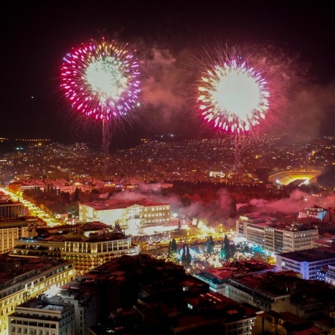 Πυροτεχνήματα στο «Χριστός Ανέστη» από τον Δήμο Αθηναίων - Φωτογραφία αρχείου