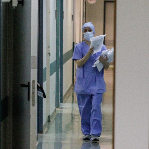 Νοσηλεύτρια