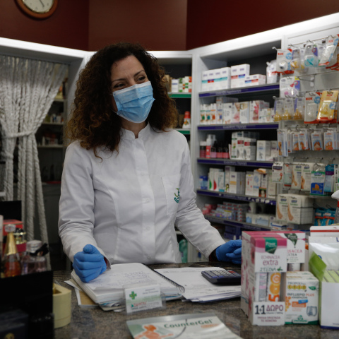 Μάσκα-19: Και οι φαρμακοποιοί εναντίον της ενδοοικογενειακής βίας 