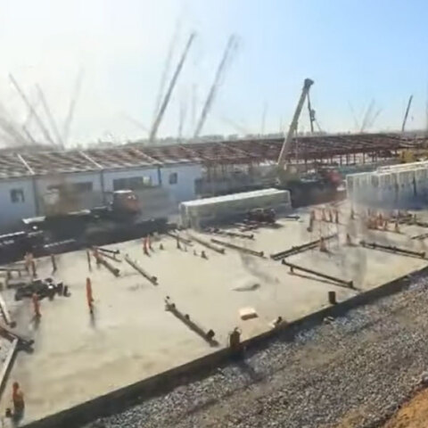 Στη Ρωσία κατασκεύασαν σε έναν μήνα νοσοκομείο αποκλειστικά για ασθενείς με κορωνοϊό