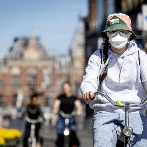 Κορωνοϊός: Ακόμη 165 θάνατοι στην Ολλανδία 