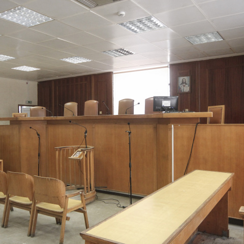 Με αποχή προειδοποιούν οι δικηγόροι 