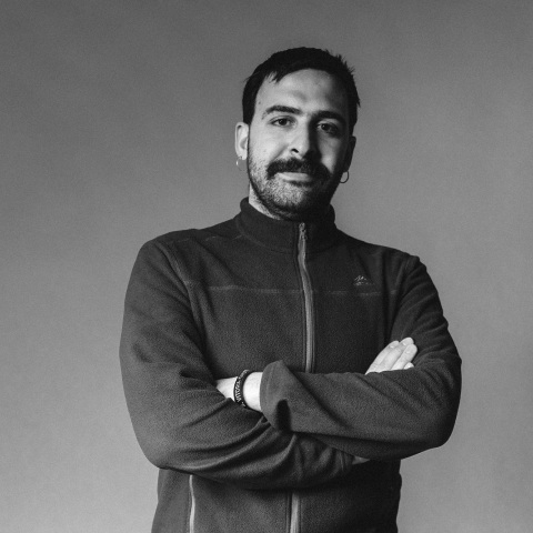 «Shame», από τον Transparent Man: Ακούμε την παρθενική κυκλοφορία του τραγουδοποιού από τη Θεσσαλονίκη