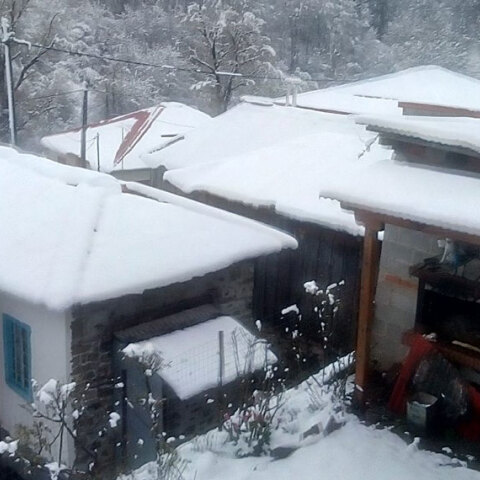 Χιόνι στα ορεινά των Ιωαννίνων © epirus-tv-news.gr