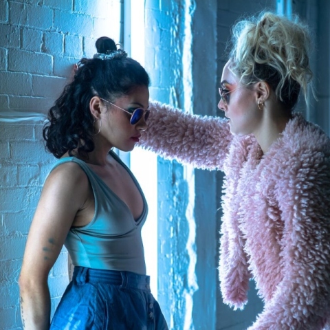 «When we went electronic» της Caitlin Saylor Stephens με τις Drita Kabashi και Tiffany Iris