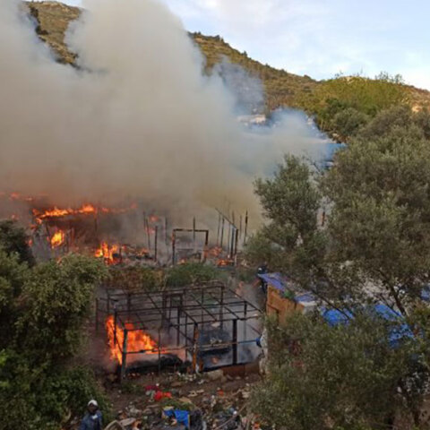 Φωτιά στο ΚΥΤ της Σάμου