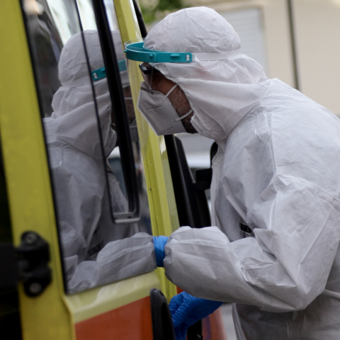 ΠΟΥ: Ο κορωνοϊός κάθε άλλο παρά έχει τελειώσει 