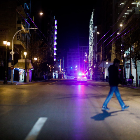 Αυστηρή σύσταση: Όχι μετακινήσεις 12.00 με 06.00  