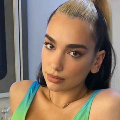 Διάσημοι και μαλλιά στην καραντίνα