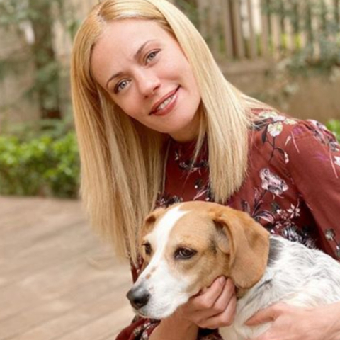 Ζέτα Μακρυπούλια: Έλληνες διάσημοι γιορτάζουν στην καραντίνα