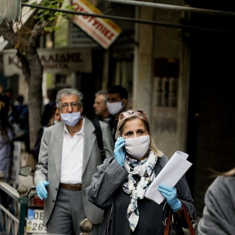 Υποχρεωτική η χρήση μάσκας σε συγκεκριμένους χώρους από τη Δευτέρα