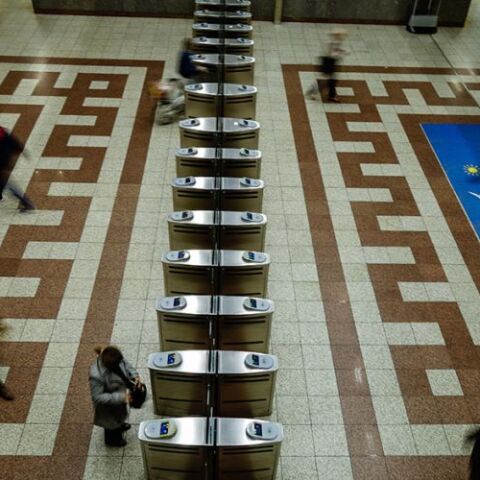 Μπαίνουν «Βοηθοί Επιβατών» στο μετρό 