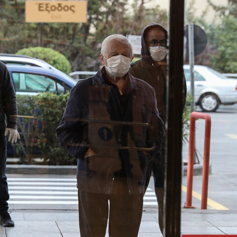 Κορωνοϊός: Για ποιους είναι υποχρεωτική η χρήση μάσκας στα σούπερ μάρκετ