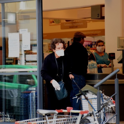 Περιορισμός στην αγορά μασκών