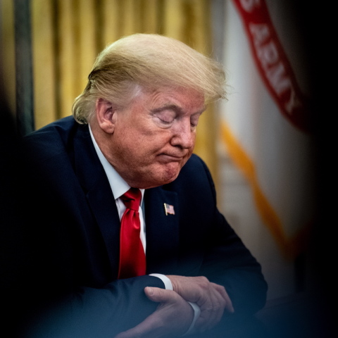 Ο πρόεδρος των ΗΠΑ Ντόναλντ Τραμπ αγωνιά για τα εμπόδια που βάζει η επιδημία του κορωνοιου στην επανεκλογή του