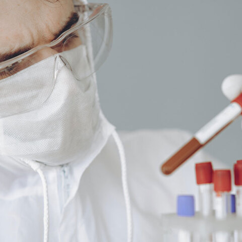 Έρευνα για τον κορωνοϊό