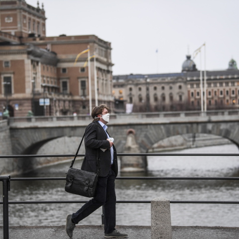 Κορωνοϊός: Ξεπέρασαν τους 3.000 οι νεκροί στη Σουηδία 