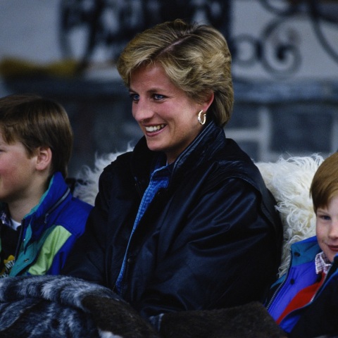 Η πριγκίπισσα Νταϊάνα με τους 2 γιους της, Ουίλιαμ και Χάρι