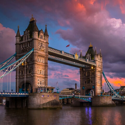 Κορωνοϊός στη Μεγάλη Βρετανία: Περισσότεροι από 31.000 οι νεκροί