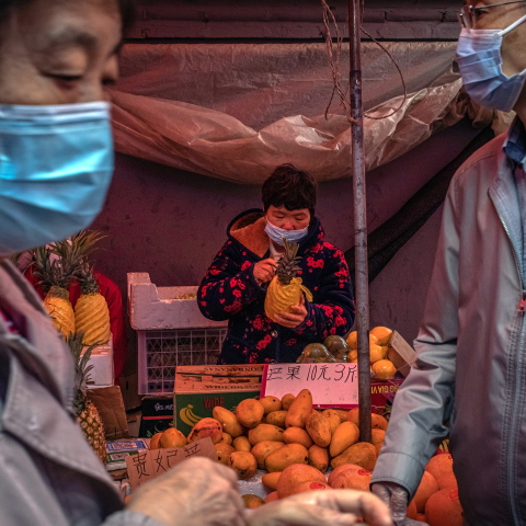 Η Κίνα παραδέχθηκε πως η πανδημία Covid-19 αποκάλυψε «κενά» στο κινεζικό σύστημα υγείας και πρόληψης μολυσματικών ασθενειών