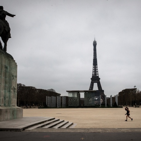  Σε άλλους 80 ανθρώπους στοίχισε τη ζωή τις τελευταίες 24 ώρες στη Γαλλία ο κορωνοϊός, πρόκειται για τον χαμηλότερο αριθμό θυμάτων από τις αρχές Απριλίου