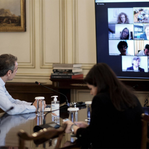 Τηλεδιάσκεψη του Κυρ. Μητσοτάκη με τις Διευθύντριες και τους Διευθυντές των Νοσηλευτικών Υπηρεσιών