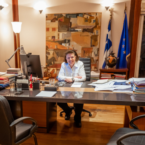 Λίνα Μενδώνη