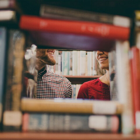 Δεν πρέπει να πετάξουν τα σχολικά βιβλία οι μαθητές Γυμνασίου, Α' και Β' Λυκείου, σύμφωνα με οδηγία του Υπουργείου Παιδείας