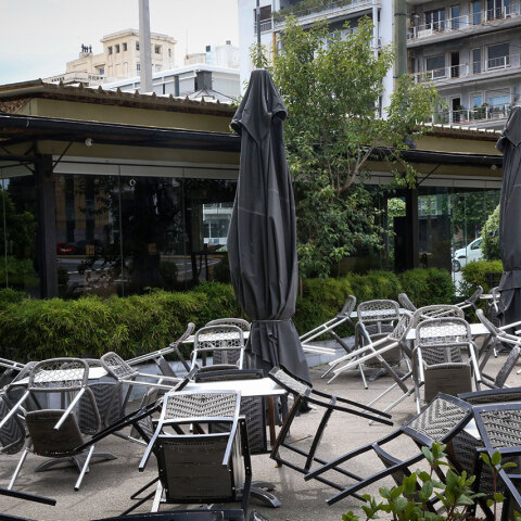 Κορωνοϊός - Άρση μέτρων: Τη Δευτέρα 18 Μαΐου 2020 στη Βουλή η τροπολογία για το πώς θα μπουν τα τραπεζοκαθίσματα σε καφέ και εστιατόρια