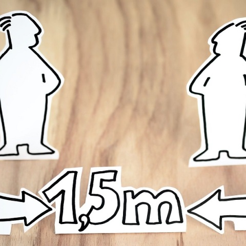 Θεοχάρης για κοινωνική αποστασιοποίηση