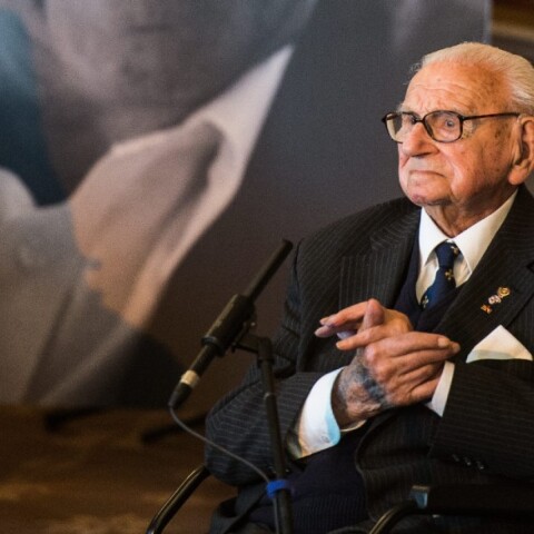 Ο Νίκολας Γουίντον