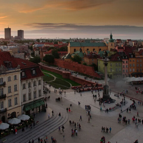 Κορωνοϊός στη Πολωνία: Έως και 5% η ύφεση λόγω του lockdown