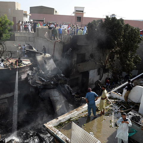 Συντριβή αεροσκάφους στο Πακιστάν 