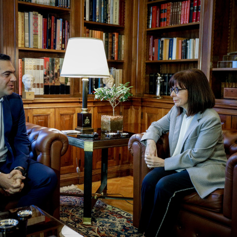 Στην πρόεδρο της Δημοκρατίας ο Αλέξης Τσίπρας 