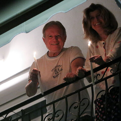 Ανάσταση στα μπαλκόνια 