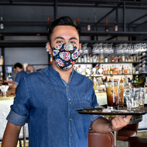 Επαναλειτουργία της εστίασης