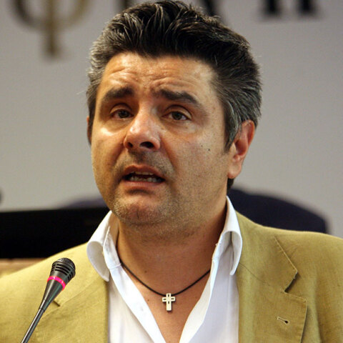 Μανώλης Κυπραίος