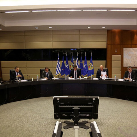 Οι κ.κ. Δένδιας και Παναγιωτόπουλος ενημερώνουν τα μέλη της Επιτροπής Άμυνας κι Εξωτερικών Υποθέσεων της Βουλής 